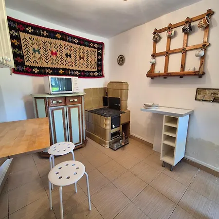 Casuta De La Linie Country house *